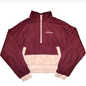 Hollister windbreaker size small